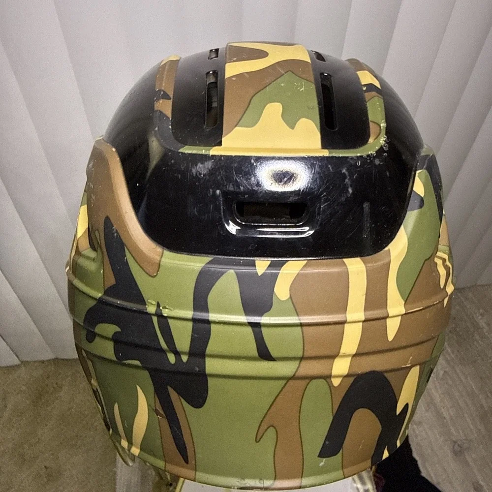 Adidas Green Camo Tee Ball Batting Helmet Kids Youth 6 3/8-7 3/8 Baseball Helmet
